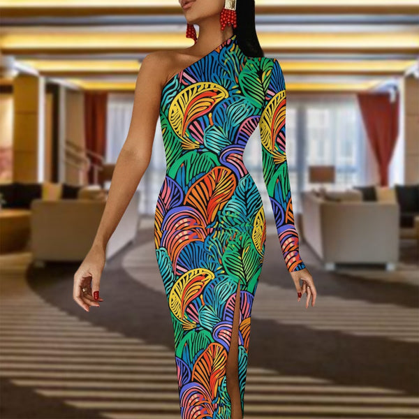 Bold and Glamorous African Print Bodycon Dress with Half Sleeves | Ideal for Celebrations| African Wax Pattern| Half Sleeve Slit Dress | Stand Out in Style