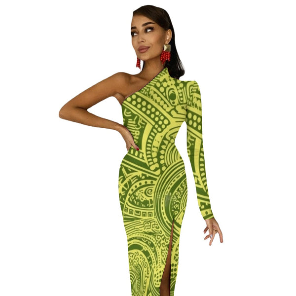 Bold and Glamorous African Print Bodycon Dress with Half Sleeves | Ideal for Celebrations| African Wax Pattern| Half Sleeve Slit Dress | Stand Out in Style