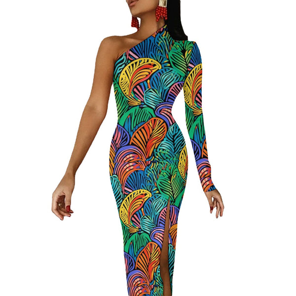 Bold and Glamorous African Print Bodycon Dress with Half Sleeves | Ideal for Celebrations| African Wax Pattern| Half Sleeve Slit Dress | Stand Out in Style